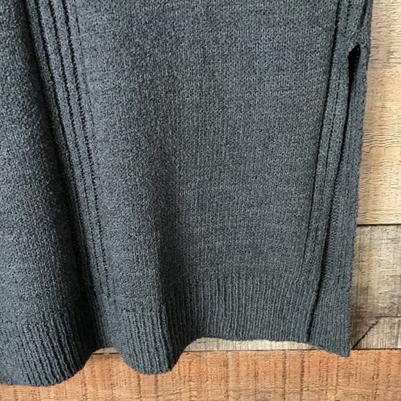 Astr The Label Sleeveless Tunic Sweater Choker Cutout Neck Gray Size Small - Picture 3 of 10
